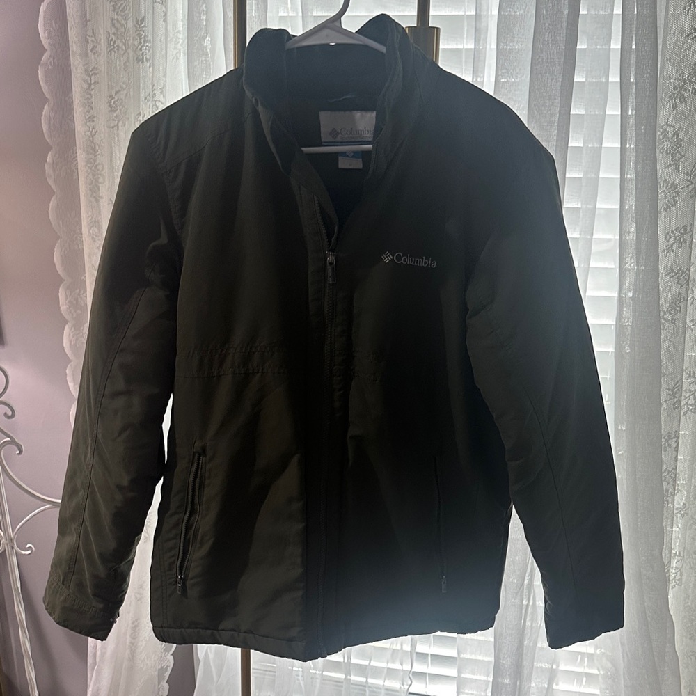 Columbia Men's Olive Puffer Jacket